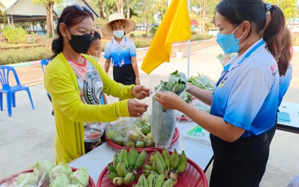 ขอขอบพระคุณผู้ปกครองและลูกค้าที่มาอุดหนุนสินค้าและผลิตภัณฑ์ที่เกี่ยวข้องในโครงการสถานศึกษาพอเพียงของโรงเรียน