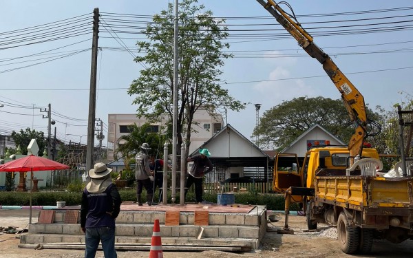 โรงเรียนเทศบาล 1 (เกริกกฤตยาอุปถัมภ์) ดำเนินการปรับการภูมิทัศน์ ติดตั้งเสาธงใหม่