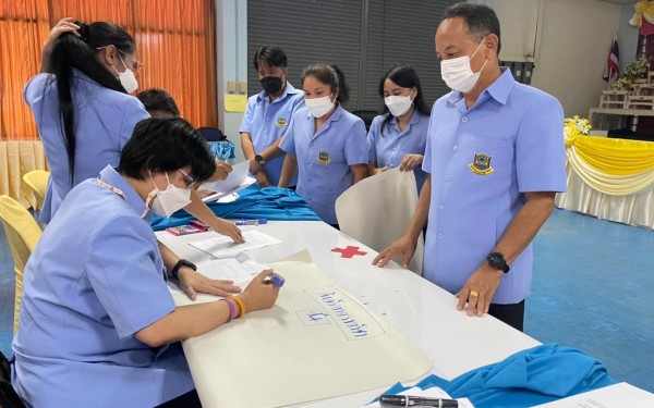 ประมวลภาพกิจกรรมการอบรมเชิงปฏิบัติการโครงการปรับปรุงหลักสูตรสถานศึกษา ประจำปี 2565  กิจกรรมจัดทำหลักสูตรรายวิชาเพิ่มเติมภาษาจีน ในวันที่ 5 พฤษภาคม 2565