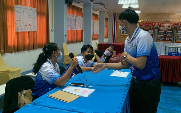 ประมวลภาพกิจกรรมการอบรมเชิงปฏิบัติการโครงการปรับปรุงหลักสูตรสถานศึกษา ประจำปี 2565 กิจกรรมจัดทำหลักสูตรรายวิชาเพิ่มเติมภาษาจีน ในวันที่ 6 พฤษภาคม 2565 