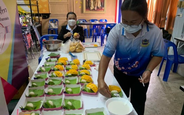 ประมวลภาพกิจกรรมการอบรมเชิงปฏิบัติการโครงการปรับปรุงหลักสูตรสถานศึกษา ประจำปี 2565 กิจกรรมจัดทำหลักสูตรรายวิชาเพิ่มเติมภาษาจีน ในวันที่ 6 พฤษภาคม 2565 