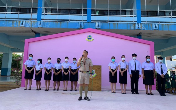 ยินดีต้อนรับนักศึกษาฝึกประสบการณ์วิชาชีพครูขั้นปฏิบัติงานวิชาชีพครูระหว่างเรียน 1 และ 2 จากมหาวิทยาลัยราชภัฏกำแพงเพชร หลักสูตรครุศาสตรบัณฑิต