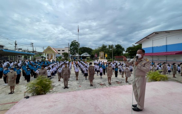 กิจกรรมหน้าเสาธง เสริมสร้างคุณลักษณะอันพึงประสงค์ที่ดี ให้กับนักเรียนโรงเรียนเทศบาล 1 (เกริกกฤตยาอุปถัมภ์) ของเรา