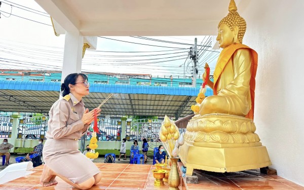 วันที่ 3 ตุลาคม 2565 ยินดีต้อนรับผู้อำนวยการสถานศึกษา ท่าน ผอ.รสสริน  เต็มปลื้ม รองผู้อำนวยการสถานศึกษา ท่านรอง ผอ.ยินนี่  ดวงสุภา และผู้ช่วยครู