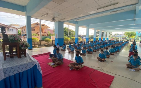 วันที่ 11 พฤศจิกายน 2565 กิจกรรมส่งเสริมคุณธรรมจริยธรรมประจำสัปดาห์ นักเรียนโรงเรียนเทศบาล 1 (เกริกกฤตยาอุปถัมภ์) ได้ร่วมปฏิบัติกิจกรรมส่งเสริมคุณธรรมจริยธรรม ในชั่วโมงสุดท้ายของสัปดาห์ 