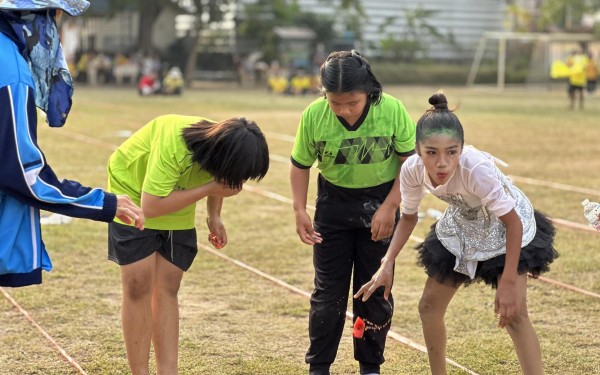 วันที่ 27 มกราคม 2566  เวลา 08.30 น. ณ สนามกีฬาโรงเรียนเทศบาล 1 (เกริกกฤตยาอุปถัมภ์) จัดกิจกรรมการแข่งขันกีฬาสีภายในต้านภัยยาเสพติด 