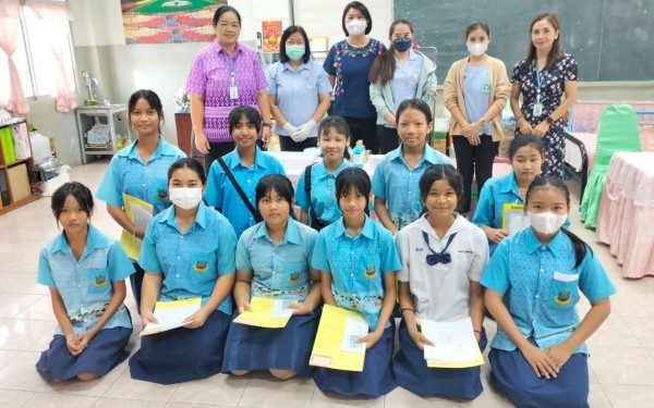 วันที่ 17 กุมภาพันธ์ 2567 โรงพยาบาลส่งเสริมสุขภาพชุมชนเทศบาลเมืองกำแพงเพชร ได้ให้บริการฉีดวัคซีนป้องกันโรคมะเร็งปากมดลูก (HPV) ให้กับนักเรียนหญิงชั้นประถมศึกษาปีที่ 6